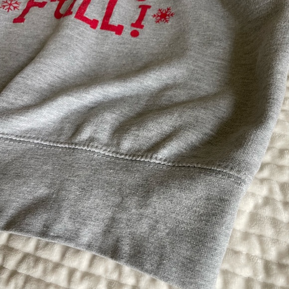 MERRY CHRISTMAS SHITTER'S FULL GREY W/RED SWEATSHIRT SIZE SM - Picture 4 of 10